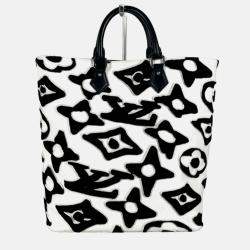 Louis Vuitton Tufted Monogram Cabas Shoulder Bag Vertical Tote Coated Canvas Black