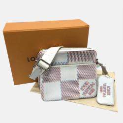 Louis Vuitton Damier Giant Spray Bag Shoulder Bag Blanc White