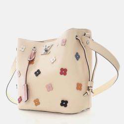 Louis Vuitton Calfskin Lockme Bucket Bag