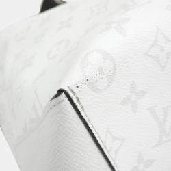 Louis Vuitton Weekend White Taiga Leather Tote Bag