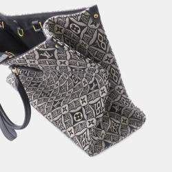 Louis Vuitton Onthego Noir Monogram / Jacquard Since1854 Size Gm