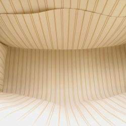 Pre Owned Louis Vuitton Onthego GM Ivoire Monogram Jungle Canvas Tote Bag