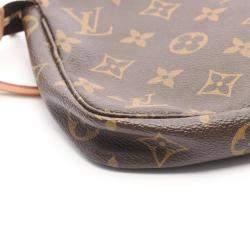 Louis Vuitton Pochette Accessoire Accessory Pouch  Monogram Canvas