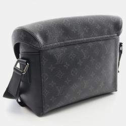 Louis Vuitton Messenger Voyager Pm Shoulder Bag  Monogram Eclipse