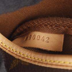 Pre Owned Louis Vuitton Saumur 30 Brown Monogram Canvas Crossbody Bag