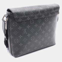 Louis Vuitton District Pm Monogram Eclipse