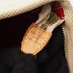 Pre Owned Louis Vuitton Hippo MM Antigua Canvas Shoulder Bag