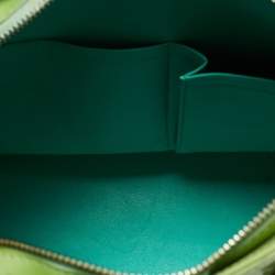 Pre Owned Louis Vuitton Apple Green Monogram Vernis Houston Bag