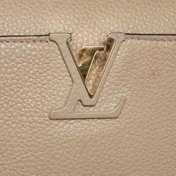 Pre Owned Louis Vuitton Beige Taurillon Leather Capucines BB Bag