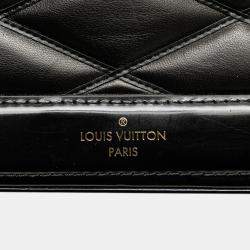 Pre Owned Louis Vuitton Black Quilted Lambskin Malletage Dora PM