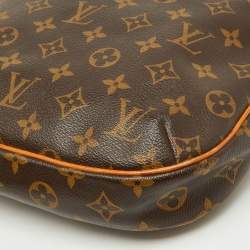 مملوكة مسبقًا حقيبة بيس مقاس بي أم لوي فويتون أوديون مونوغرام كانفاس