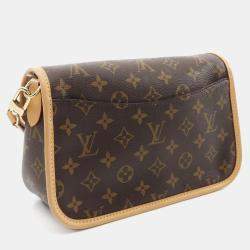 مملوكة مسبقًا Louis Vuitton Diane NM PM Fuchsia Canvas Leather Shoulder Bag