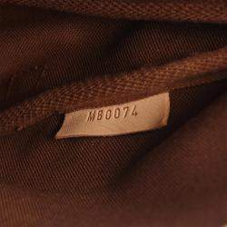 مملوكة مسبقًا حقيبة كتف وحقيبة كروس لويس فيتون صاومور 30 مونوجرام كانفاس