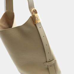 Pre Owned Louis Vuitton Low Key Hobo MM Limestone Leather Shoulder Bag