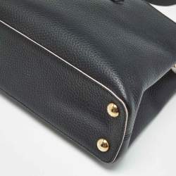 Pre Owned Louis Vuitton Black/Pink Taurillon Leather Capucines BB Bag