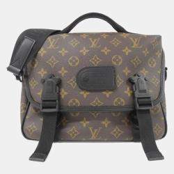 مملوكة مسبقًا Louis Vuitton LV Trail Messenger Monogram Macassar Shoulder Bag