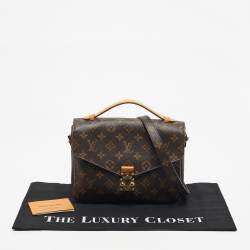 Pre Owned Louis Vuitton Monogram Canvas Pochette Metis Bag