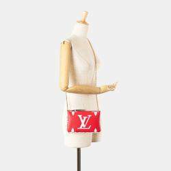 Pre Owned Louis Vuitton Red Limited Edition Monogram Giant Double Zip Pochette