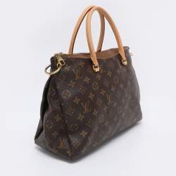 Pre Owned Louis Vuitton Monogram Canvas Pallas MM Bag