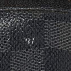 مملوكة مسبقًا Louis Vuitton Damier Graphite Canvas Dopp Kit Toilet Pouch
