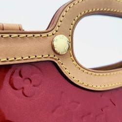 مملوكة مسبقًا Louis Vuitton Red Patent Leather Vernis Roxbury Drive Bag