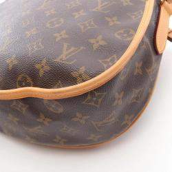 مملوكة مسبقًا Louis Vuitton Ménilmontant MM Brown Monogram Canvas Shoulder Crossbody Bag