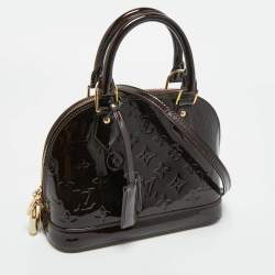مملوكة مسبقًا Louis Vuitton Amarante Monogram Vernis Alma BB Bag