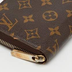 Pre Owned Louis Vuitton Monogram Canvas Zippy Wallet