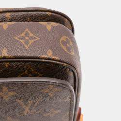 Pre Owned Louis Vuitton Brown Monogram Pochette Metis