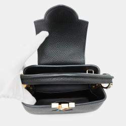 Pre Owned Louis Vuitton Capucines Mini Noir Taurillon Leather Handbag