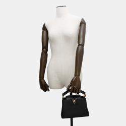 Pre Owned Louis Vuitton Capucines Mini Noir Taurillon Leather Handbag