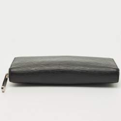 Pre Owned Louis Vuitton Black Epi Leather Zippy Wallet