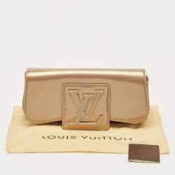 Pre Owned Louis Vuitton Beige Poudre Vernis Sobe Clutch