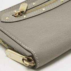 Pre Owned Louis Vuitton Grey Suhali Leather Zip Continental Wallet