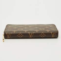 Pre Owned Louis Vuitton Monogram Canvas Zippy Wallet