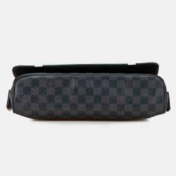 Pre Owned Louis Vuitton Black Damier Graphite District MM