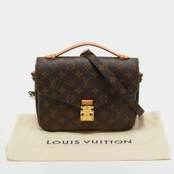 مملوكة مسبقًا Louis Vuitton Monogram Canvas Pochette Metis Bag
