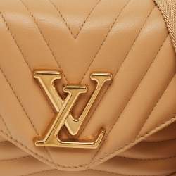 Pre Owned Louis Vuitton Arizona Quilted Leather New Wave Multi Pochette Bag
