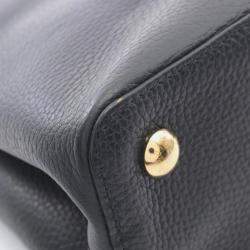 Pre Owned Louis Vuitton Capucine PM Black Taurillon Leather Shoulder Handbag