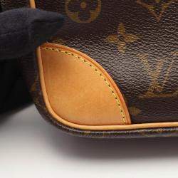 مملوكة مسبقًا حقيبة كتف كروس بودي لوي فيتون تروكاديرو 30 قماش مونوغرام