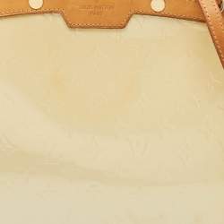 Pre Owned Louis Vuitton Blanc Corail Monogram Vernis Brea MM Bag