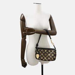 Pre Owned Louis Vuitton Pochette Accessoires All/Noir Monogram Eclipse Handbag