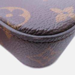 Pre Owned Louis Vuitton Multiie Pochette Green Monogram