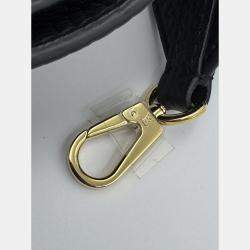 Pre Owned Louis Vuitton Capucines Noir Taurillon Leather Size Mini
