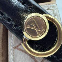 Pre Owned Louis Vuitton Looping beige with black leather