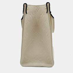 Pre Owned Louis Vuitton Onthego white Monogram Empreinte Leather Size PM