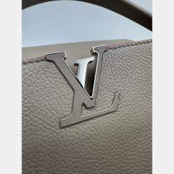 Pre Owned Louis Vuitton grey Leather Capucines MM Bag