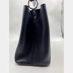 Pre Owned Louis Vuitton Black Taurillon Leather Capucines MM Bag