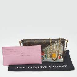 مملوكة مسبقًا Louis Vuitton Monogram Canvas Christmas Animation Paris Pochette Felicie Bag