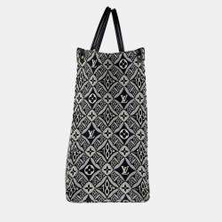 مملوكة مسبقًا حقيبة لوي فيتون مونوجرام جاكار أون-ذا-جو غم سوداء